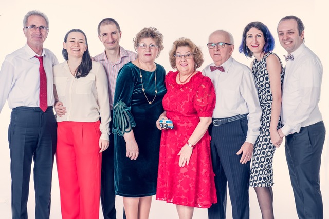 Sarbatoreste Craciunul in familie