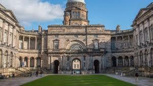 Ingresa en la Universidad de Edimburgo