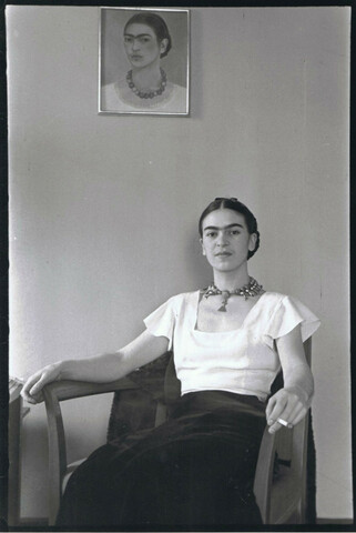 Frida and her first international exhibition