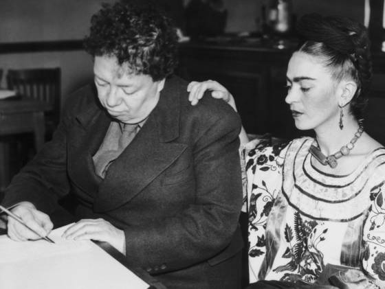 Frida returns to Mexico