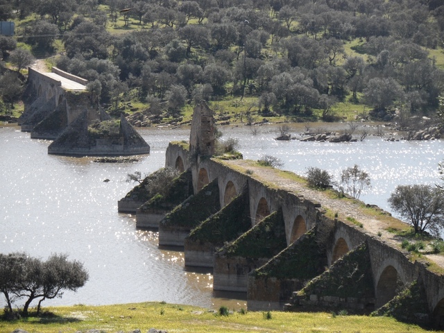 Destrucción del Puente de Ajuda