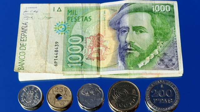 La peseta moneda única de España. (octubre)