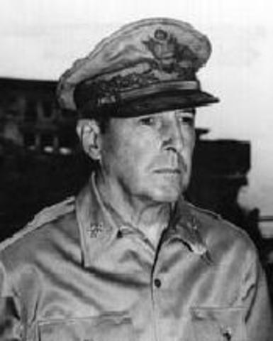 Gen. MacArthur evacuates the Philippines