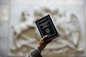 Nueva constitución (democrática)