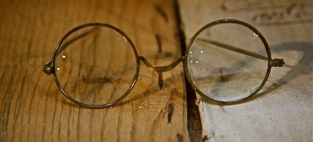 Eyeglasses