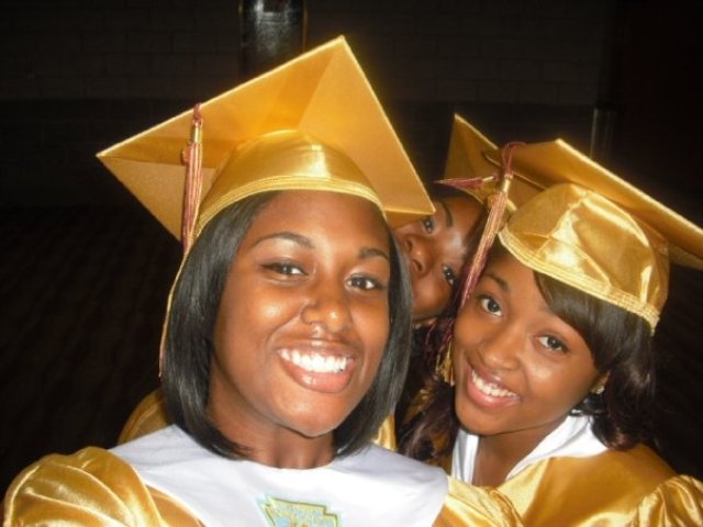 GRADUATED HIGHSCHOOL