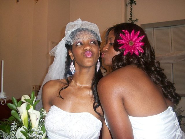 my sister gets married!