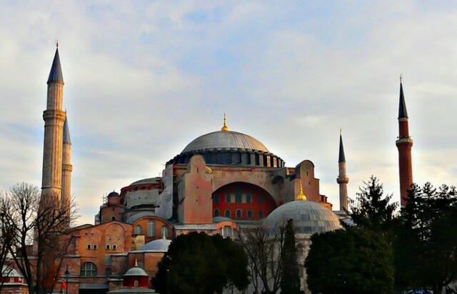 Fi de la constituccio de Santa Sofia