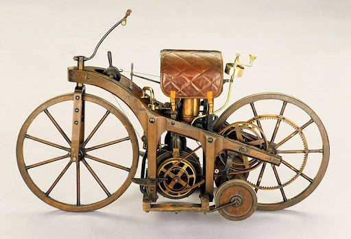 prvi motocikl