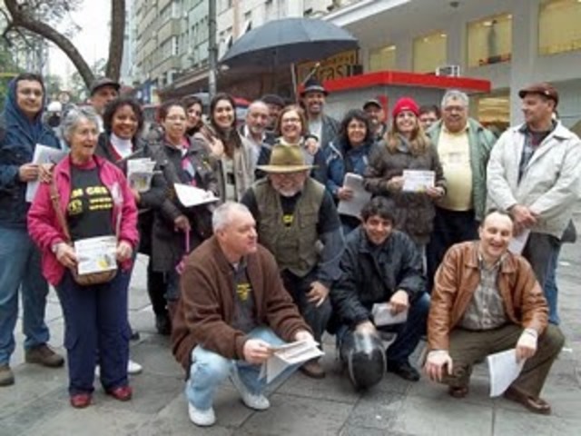 PANFLETAGEM NA ESQUINA DEMOCRÁTICA