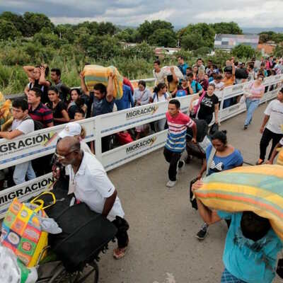 Timeline: TEORÍAS  MIGRACIONISTAS