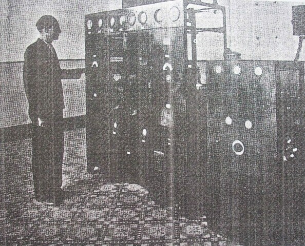 18 emisoras y 3,000 aparatos receptores