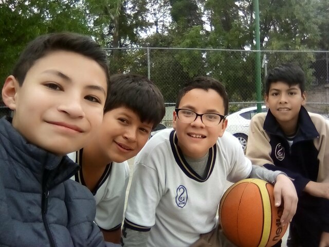 Primeros amigos secu