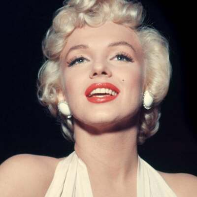 Timeline: Marilyn Monroe