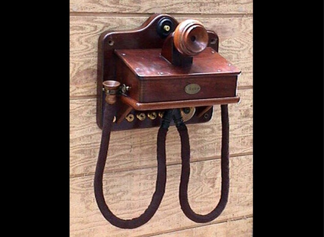 Gower-Bell telephone - 1880