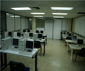 Primeros Laboratorios de Computo