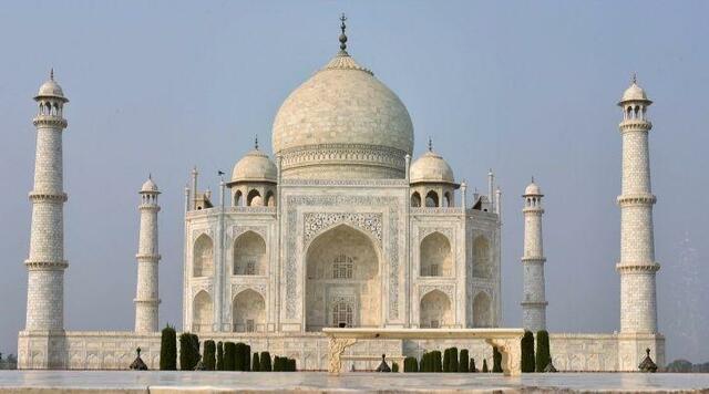 Construction of Taj Mahal
