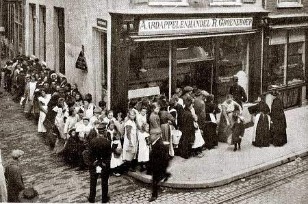Bonnensysteem ingevoerd door schaarste aan eten