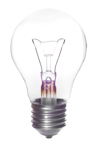 Eddison creates efficient lightbulb