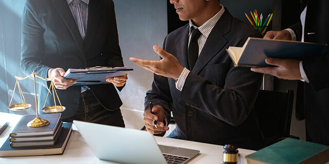 Primera Ley de Derecho Administrativo en El Salvador