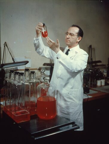 Jonas Salk invents Polio vaccine