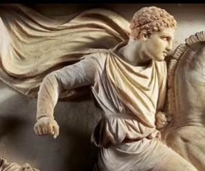 Alejandro Magno conquista Egipto.