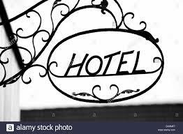 "Hotel"
