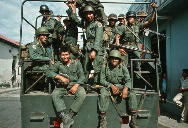 Durante el conflicto armado en El Salvador.