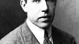 Timeline: Niels Bohr (7 October, 1885-18 November,1962)