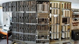 Timeline: EVOLUCIÓN DE LOS SISTEMAS OPERATIVOS.