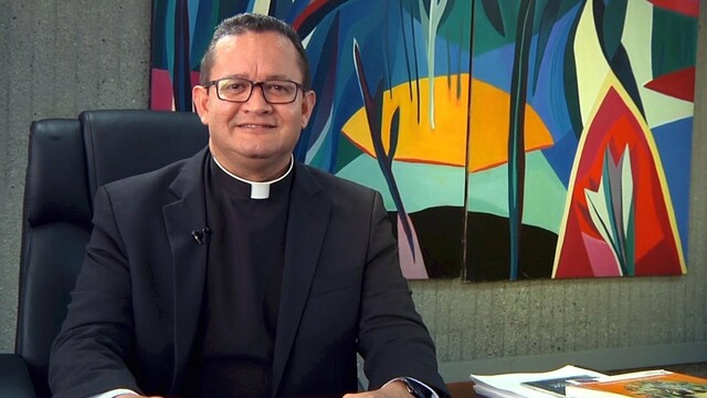 nuevo rector