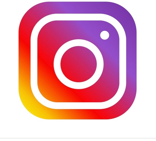 Instagram -Raynard Burns