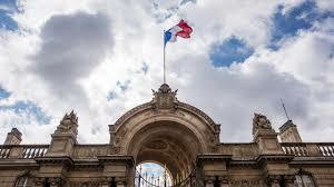 Estado francés compra 1500 hectáreas para desarrollo turístico.