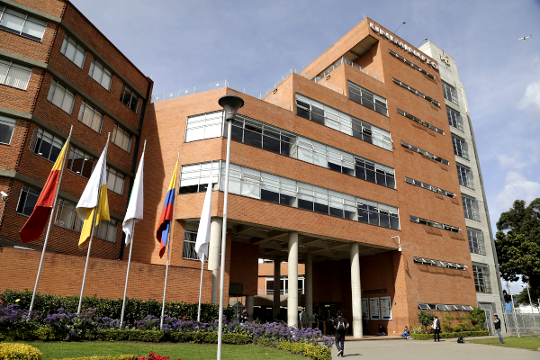 construcción de la universidad