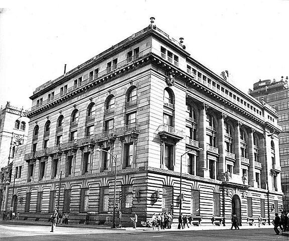 Fundación del Banco de México
