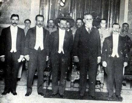 La comisión de Macías, Rojas y Rouaix.