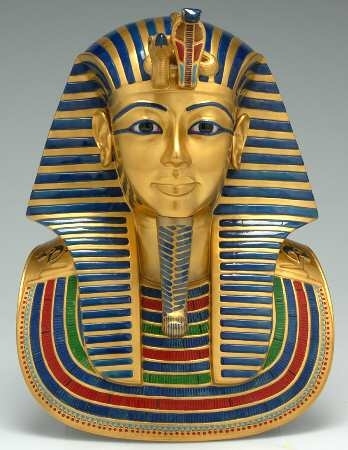 TUTANKHAMON