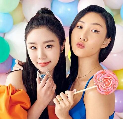 Friendship with Wheein