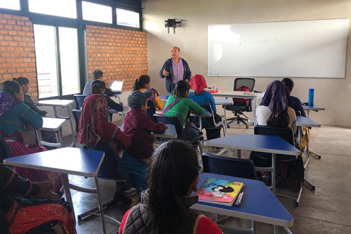 Separación de educación media y bachillerato