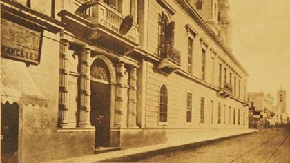 Educación ilustrada