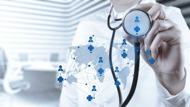 Bachiller en medicina.