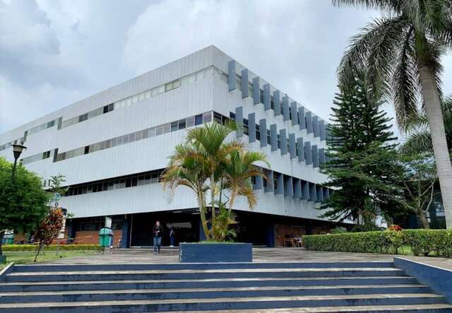 SE MUEVEN AL CENTRO UNIVERSITARIO METROPOLITANO - CUM ZONA 11