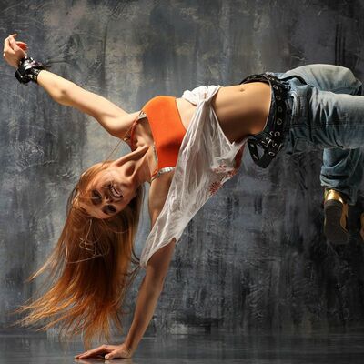 Timeline: Formación a profesorado dedicado a la danza