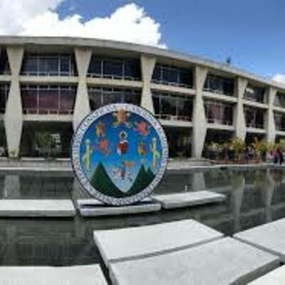 Timeline: Historia de la Universidad de San Carlos de Guatemala y la Facultad de Ciencias Médicas