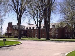 Fundación de la Escuela Americana