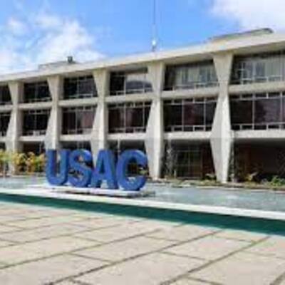 Timeline: Historia de la Universidad de San Carlos