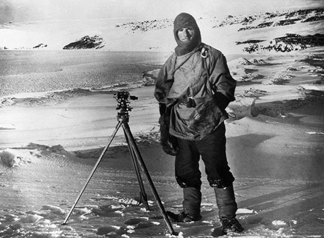Robert Falcon