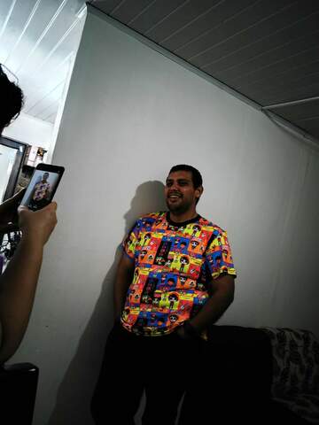 Cristian Chaves Sequeira(Hijo) Nació en 1981. creo su negocio propio