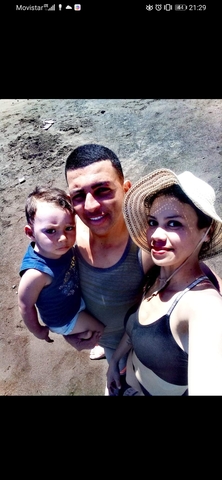 Bryan Rivera Sequeira, hijo, nació en 1987 su principal logro fue tener un hijo en 2019