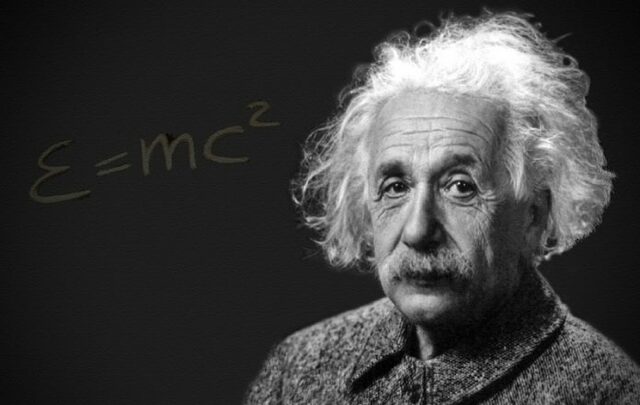 Albert Einstein publica su Teoría de Relatividad especial